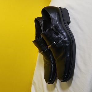 Steve Madden men's  black dress shoe size 10.5